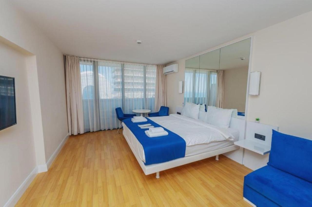 Orbi City Batumi Sea View Aparthotel ภายนอก รูปภาพ