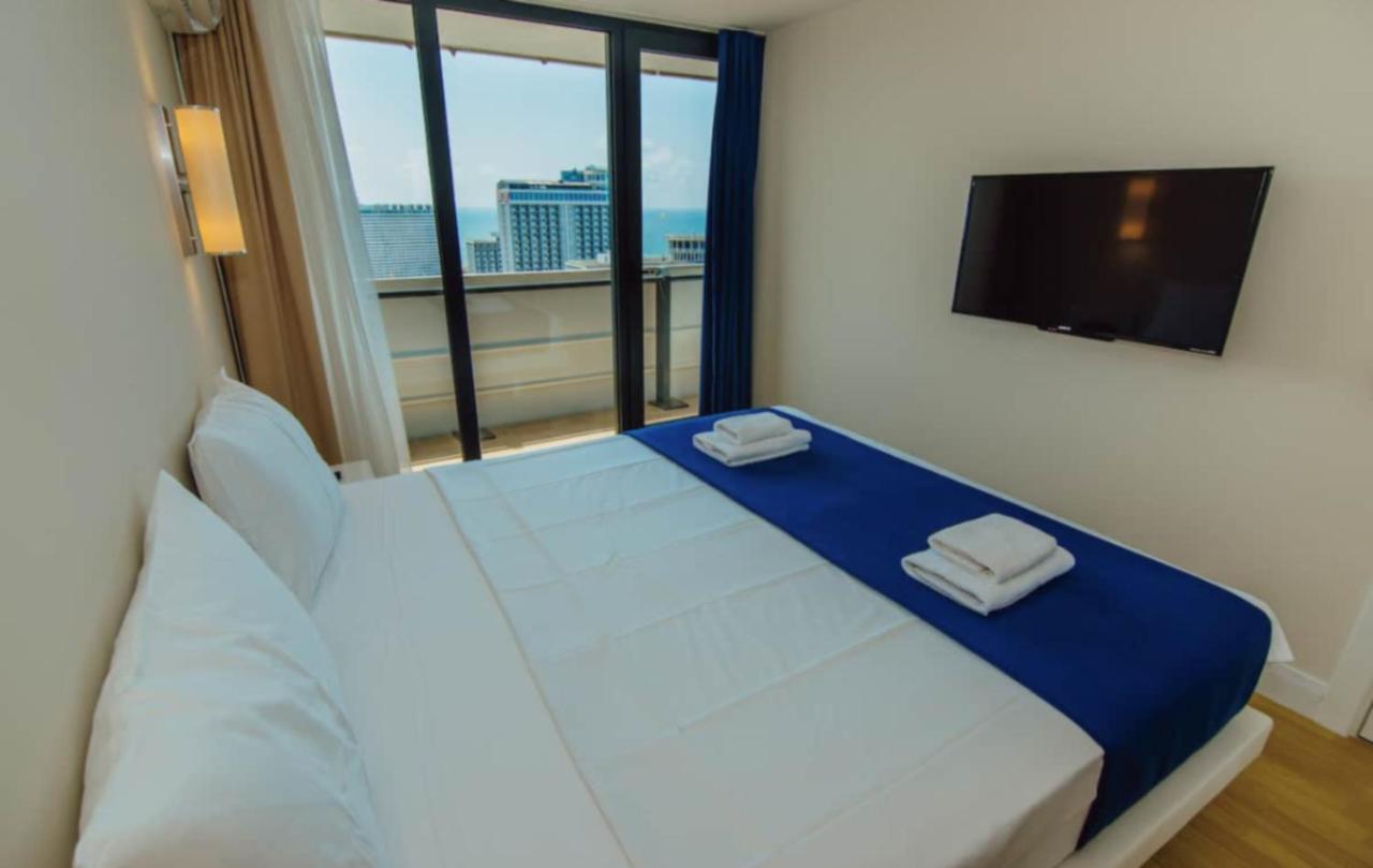 Orbi City Batumi Sea View Aparthotel ภายนอก รูปภาพ